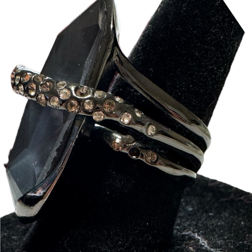 Alexis Bittar Miss Havisham Orbiting Crystal Cocktail Doublet Ring - Picture 4 of 10